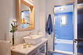 Villa Aqua - Upper level - secondary bathroom
